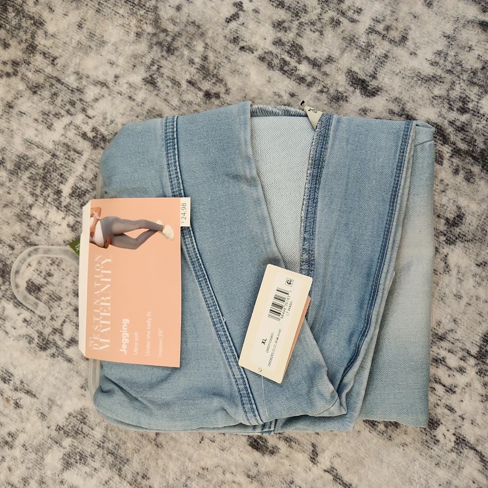 Destination Maternity Jegging XL 16/18 Lt. Wash